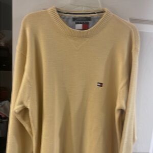 Tommy Hilfiger Cream Crewneck Sweater Soft Knit Classic